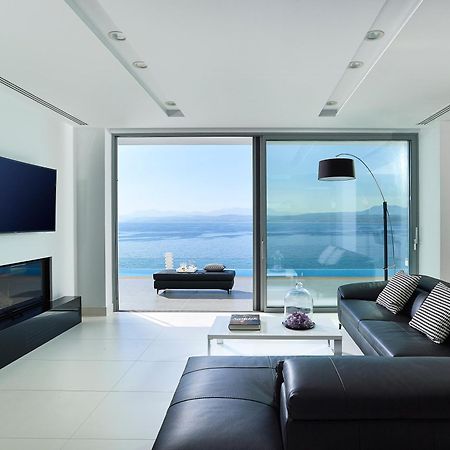 Beachfront Villa In Crete - Epavli Luxury Villa Agia Pelagia  Buitenkant foto