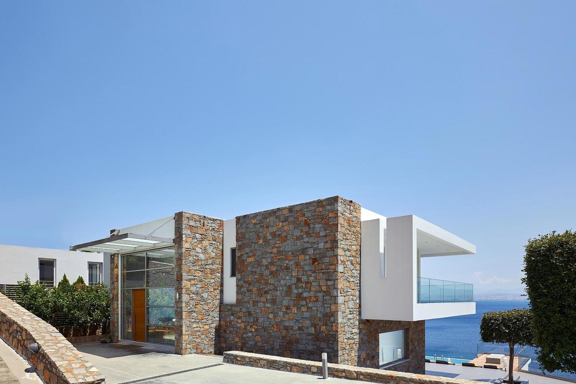 Beachfront Villa In Crete - Epavli Luxury Villa Agia Pelagia  Buitenkant foto