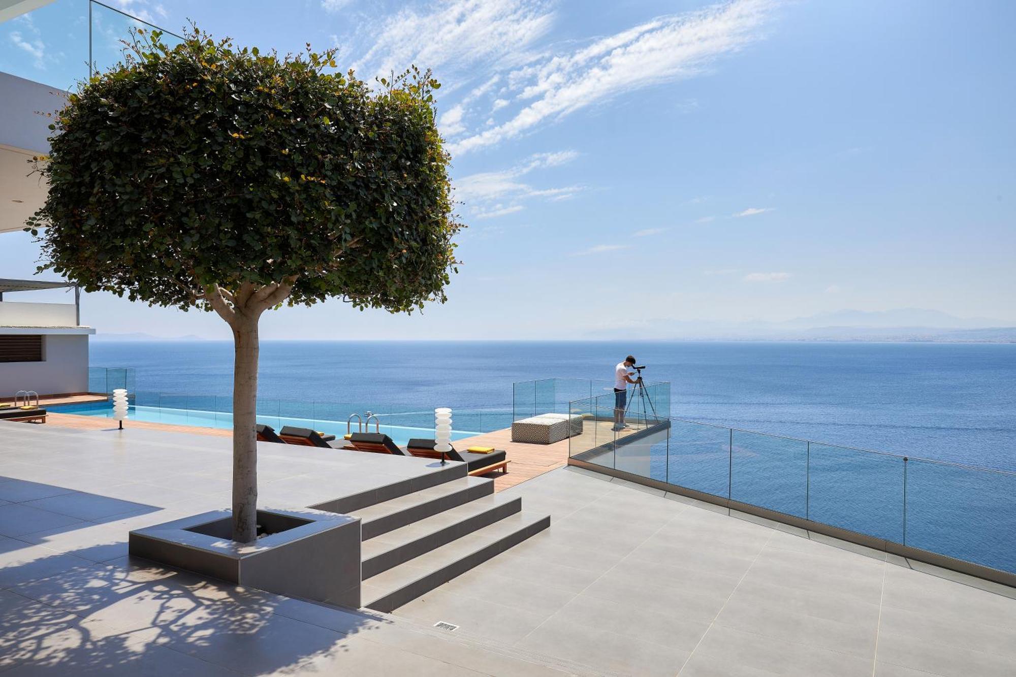 Beachfront Villa In Crete - Epavli Luxury Villa Agia Pelagia  Buitenkant foto