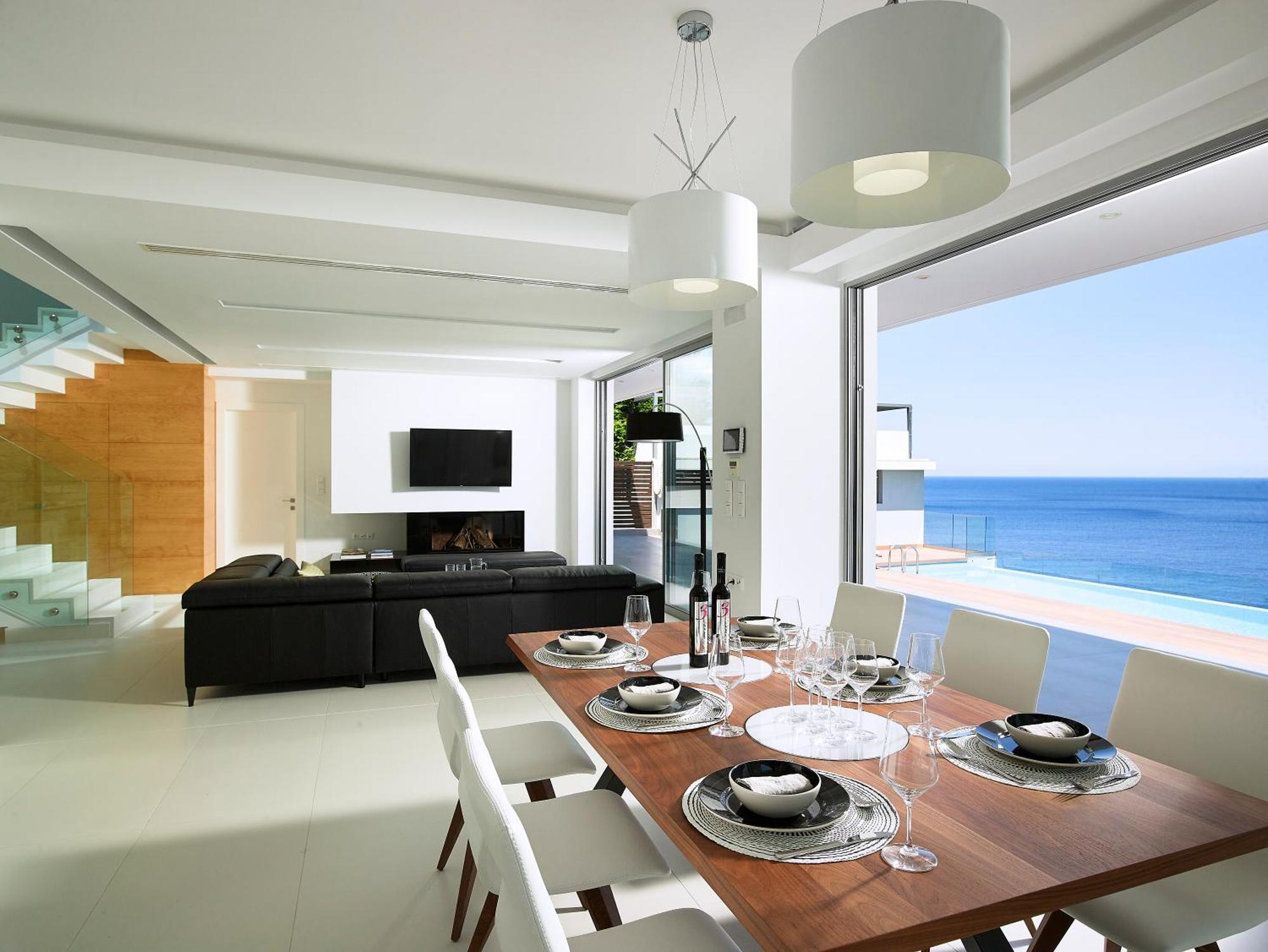 Beachfront Villa In Crete - Epavli Luxury Villa Agia Pelagia  Buitenkant foto